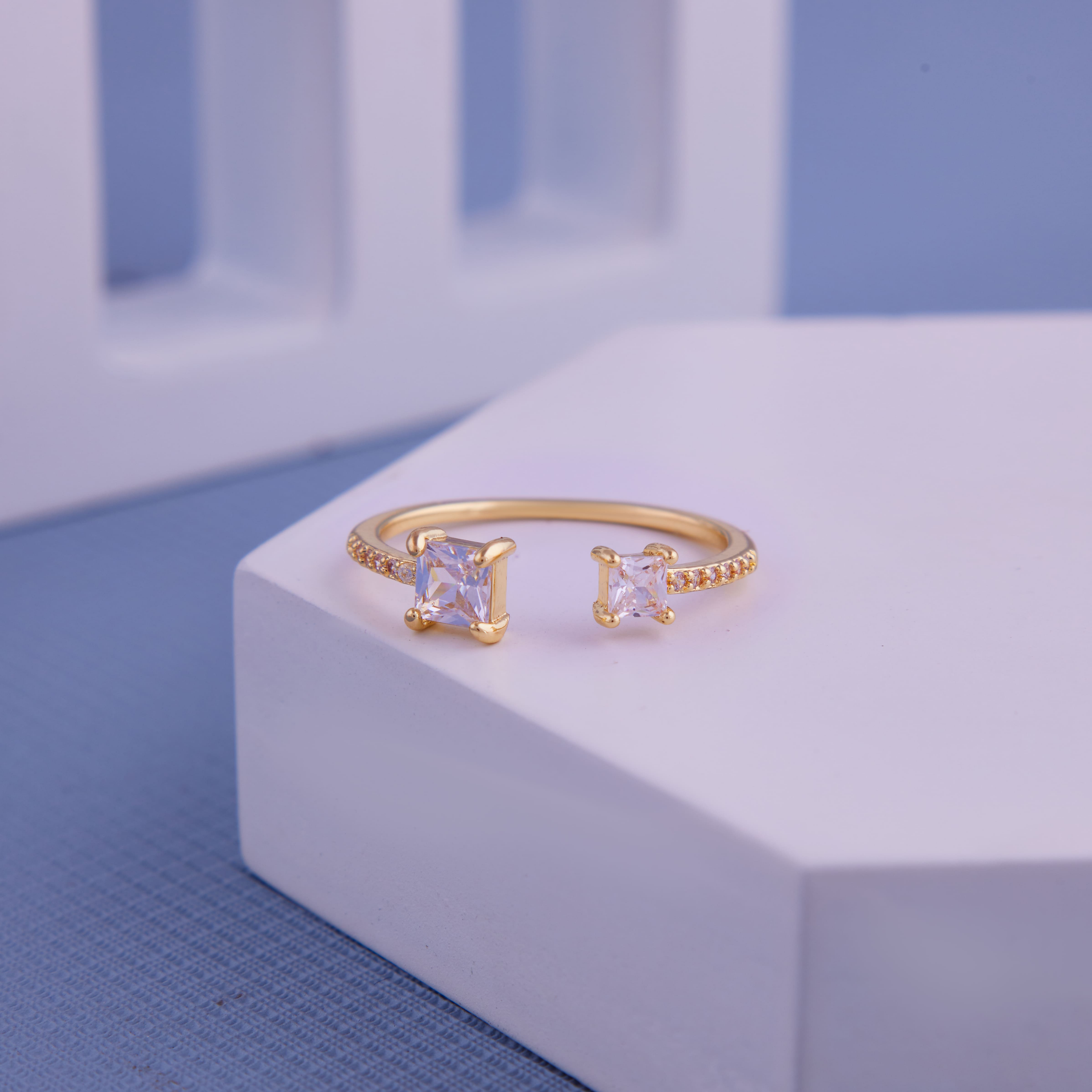 Stunning Twin Diamond Accents 18KT Gold with Ring for Women